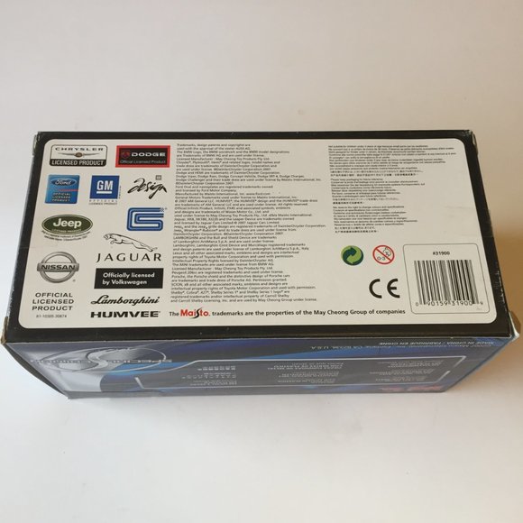 Maisto 1965 Shelby Cobra 427 1:24 Scale Special Edition Die-Cast Replica Car - Picture 7 of 7